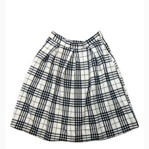 Faith and Joy White and Black round Monochrome Plaid A-Line Skirt